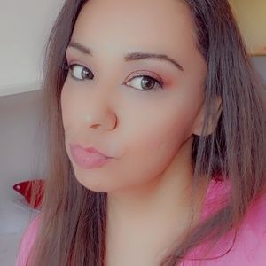 Meet your Posher, Isa